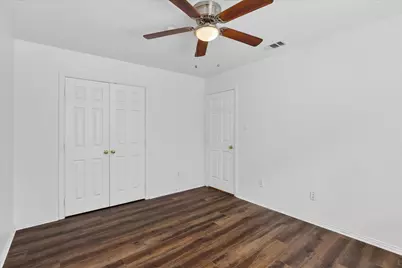 8417 Romanway Drive, Dallas, TX 75249 - Photo 9