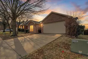 8417 Romanway Dr, Dallas, TX 75249 - Photo 1