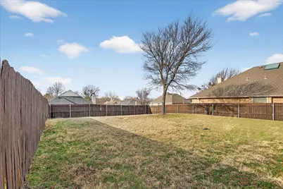 8417 Romanway Drive, Dallas, TX 75249 - Photo 33