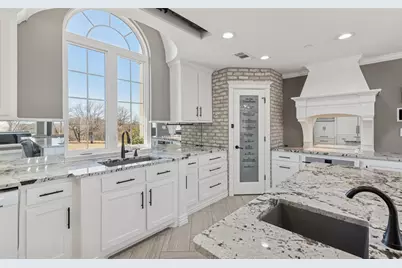 9204 Indian Knoll Trail, Keller, TX 76248 - Photo 13