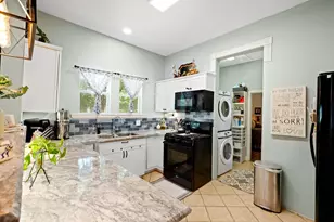 809 SW 5th Ave, Mineral Wells, TX 76067 - Photo 5