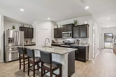 9328 Hill Topper Trail, Fort Worth, TX 76131 - Photo 7