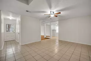 1833 Mill Pond Rd, Garland, TX 75044 - Photo 9