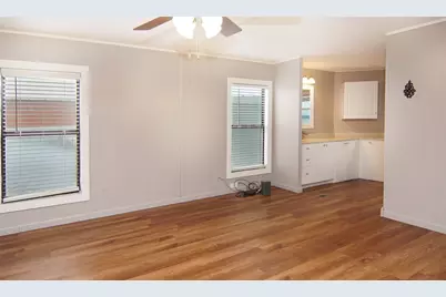 1059 Airport Road, Possum Kingdom Lake, TX 76449 - Photo 17