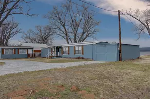 1059 Airport Rd, Possum Kingdom Lake, TX 76449 - Photo 33