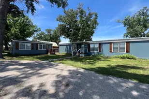1059 Airport Rd, Possum Kingdom Lake, TX 76449 - Photo 1