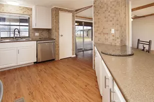 1059 Airport Rd, Possum Kingdom Lake, TX 76449 - Photo 11