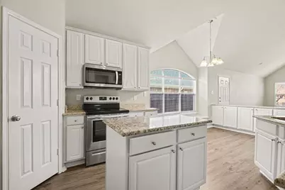 2900 Breckenridge Court, McKinney, TX 75070 - Photo 11