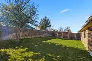 1004 Longhorn Drive, Aubrey, TX 76227 - Photo 31