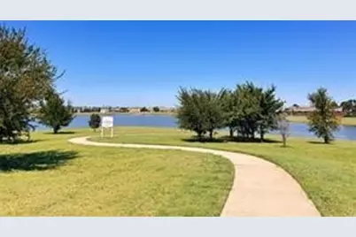 1004 Longhorn Drive, Aubrey, TX 76227 - Photo 39