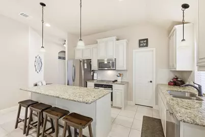 1004 Longhorn Drive, Aubrey, TX 76227 - Photo 9