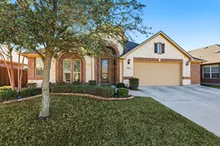 1004 Longhorn Drive, Aubrey, TX 76227 - Photo 3