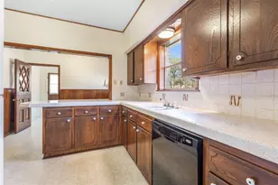 220 N Holly, Sherman, TX 75092 - Photo 9