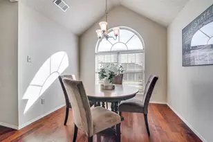 4201 Crystal Ln, Garland, TX 75043 - Photo 11