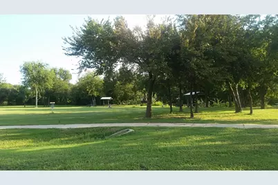 208 Lovers Path Drive, Springtown, TX 76082 - Photo 33