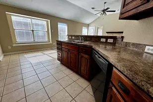 268 Spring Hollow Dr, Saginaw, TX 76131 - Photo 3