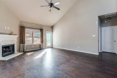 8052 Vista Hill Lane, Dallas, TX 75249 - Photo 7