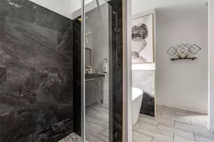 8052 Vista Hill Ln, Dallas, TX 75249 - Photo 17