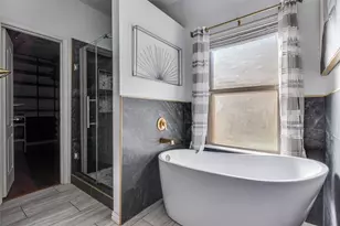 8052 Vista Hill Ln, Dallas, TX 75249 - Photo 15