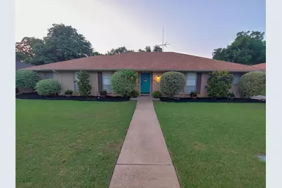 3716 Fenton Avenue, Fort Worth, TX 76133 - Photo 1