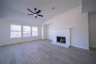 152 Rolling Hills Pl, Lancaster, TX 75146 - Photo 11