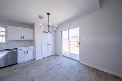 152 Rolling Hills Place, Lancaster, TX 75146 - Photo 5