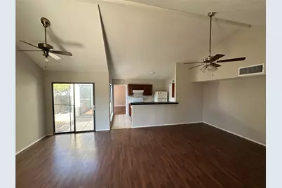 434 Pogue Street, Cedar Hill, TX 75104 - Photo 3