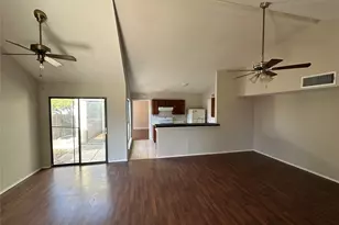 434 Pogue St, Cedar Hill, TX 75104 - Photo 3