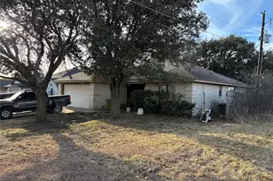 509 Brookside Ct, Burleson, TX 76028 - Photo 1