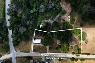 909 Fox Ln, Azle, TX 76020 - Photo 3