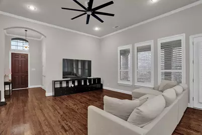 209 Carrington Lane, Lewisville, TX 75067 - Photo 7