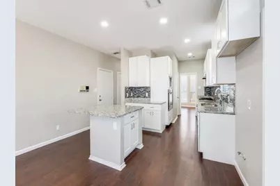 3922 Bach Boulevard, Carrollton, TX 75007 - Photo 11