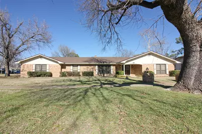 400 S Fordyce Street, Blooming Grove, TX 76626 - Photo 1