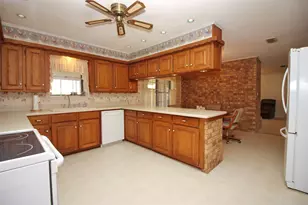 400 S Fordyce St, Blooming Grove, TX 76626 - Photo 19