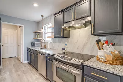 1717 Willow Way, Bedford, TX 76022 - Photo 17