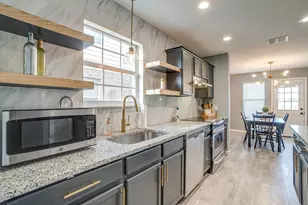 1717 Willow Way, Bedford, TX 76022 - Photo 19