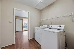 928 W Willow St, Sanger, TX 76266 - Photo 17