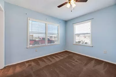 928 W Willow Street, Sanger, TX 76266 - Photo 11