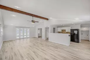 11719 Coral Hills Dr, Dallas, TX 75229 - Photo 9