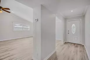 11719 Coral Hills Dr, Dallas, TX 75229 - Photo 5