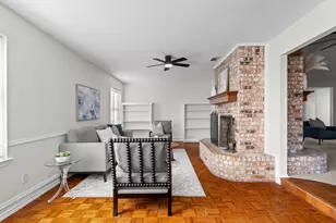 2358 Mockingbird Dr, Grapevine, TX 76051 - Photo 11