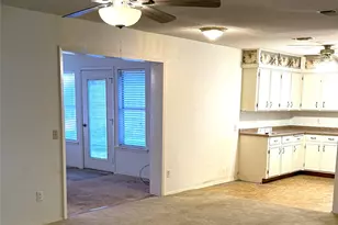 212 College St, Roxton, TX 75477 - Photo 3