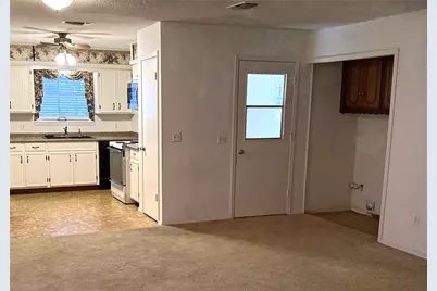 212 College Street, Roxton, TX 75477 - Photo 5