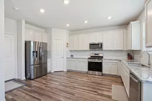 1620 Berry Rdg Trl, Aubrey, TX 76227 - Photo 3