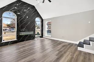 6106 Maple Leaf Dr, Arlington, TX 76017 - Photo 9