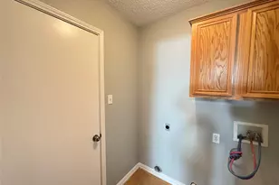 6108 Seese Dr, Arlington, TX 76018 - Photo 3