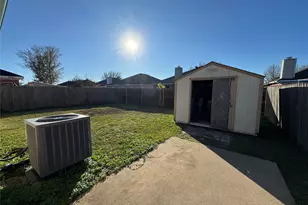 6108 Seese Dr, Arlington, TX 76018 - Photo 19