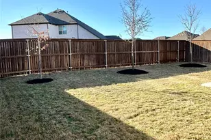 1913 Renwick Dr, Celina, TX 75009 - Photo 25