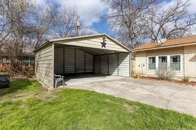 205 Saddle Road, White Settlement, TX 76108 - Photo 9