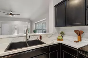 1816 Freedom Ln, Providence Village, TX 76227 - Photo 7